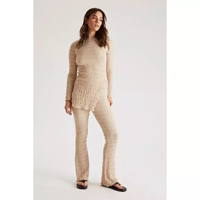 Flared Textured Set
